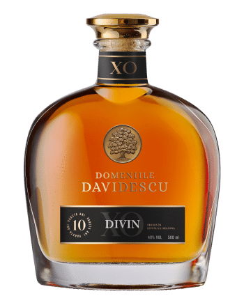 DIVIN 10 ani