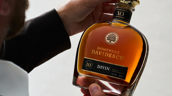 Divin de la Domeniile Davidescu